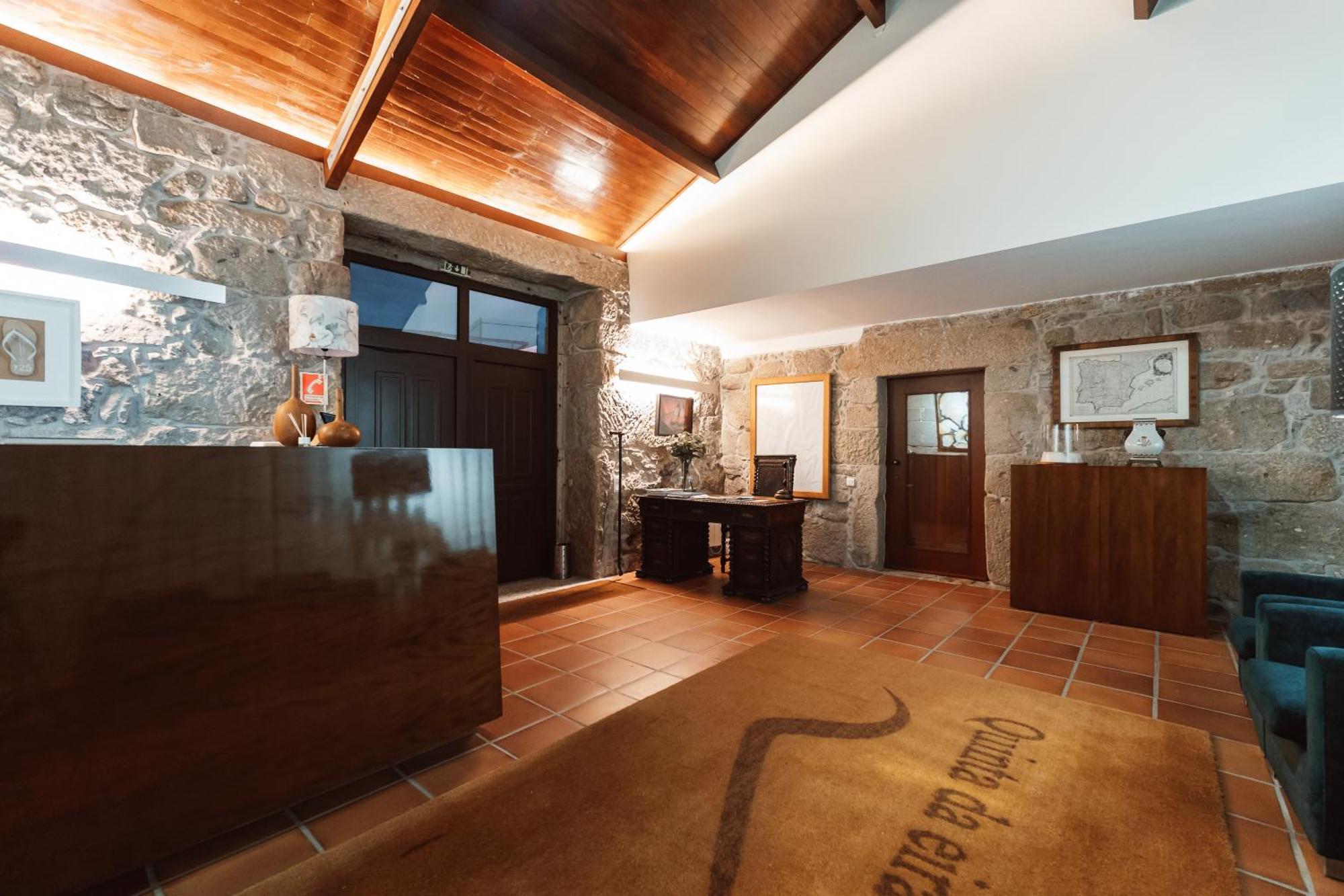 Вилла Quinta Da Eira Do Sol Гимарайнш Экстерьер фото