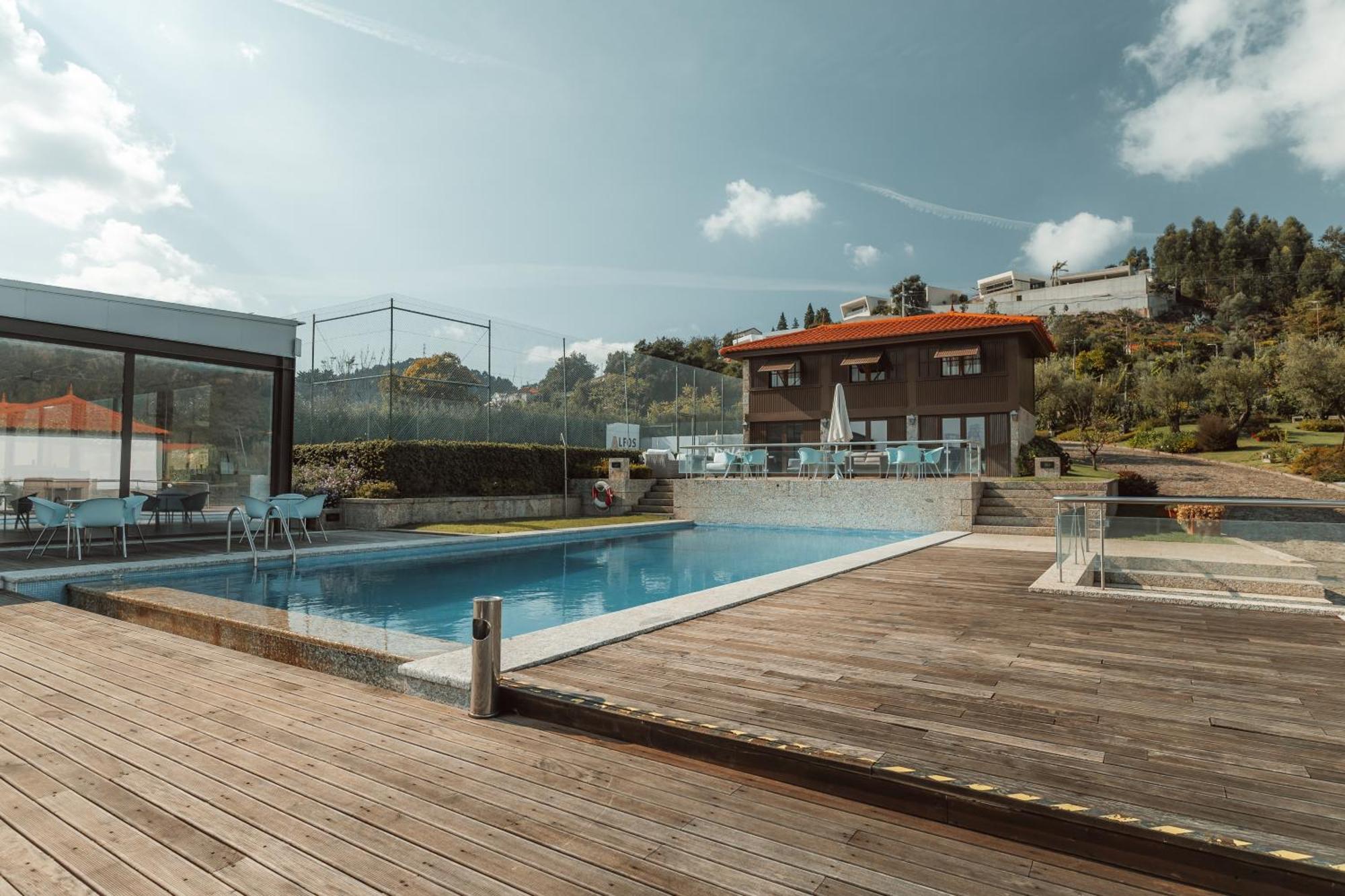 Вилла Quinta Da Eira Do Sol Гимарайнш Экстерьер фото