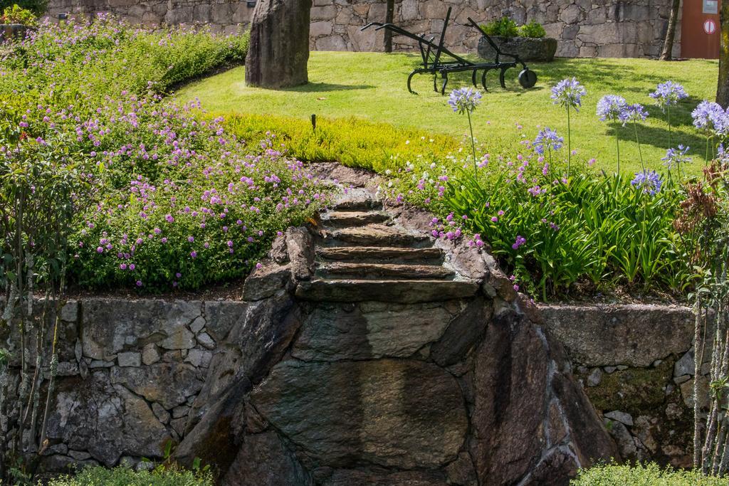 Вилла Quinta Da Eira Do Sol Гимарайнш Экстерьер фото